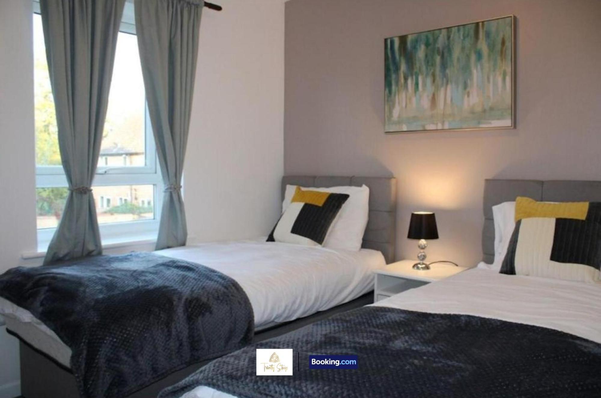 4 Bedroom House With Parking Near City Centre By Trinity Stays Short Lets & Serviced Accommodation Cambridge ภายนอก รูปภาพ
